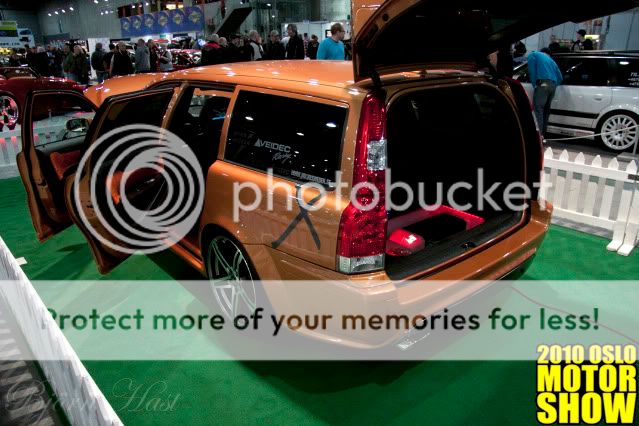 http://i531.photobucket.com/albums/dd359/Aerox93/Oslo%20Motorshow%202010/IMG_0959.jpg