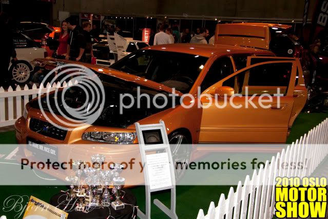 http://i531.photobucket.com/albums/dd359/Aerox93/Oslo%20Motorshow%202010/IMG_0965.jpg