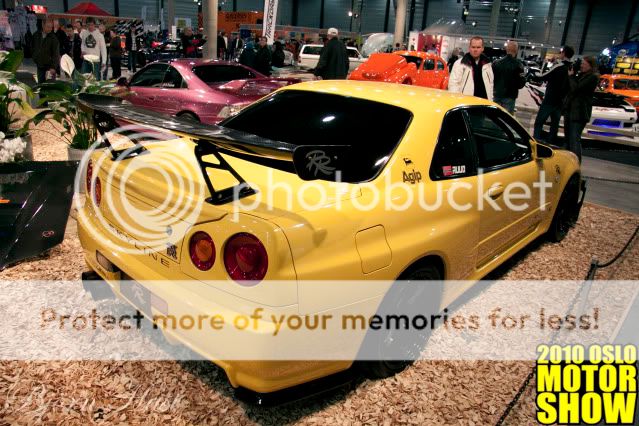 http://i531.photobucket.com/albums/dd359/Aerox93/Oslo%20Motorshow%202010/IMG_0989.jpg