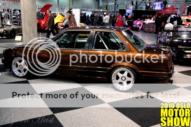 http://i531.photobucket.com/albums/dd359/Aerox93/Oslo%20Motorshow%202010/IMG_1004.jpg