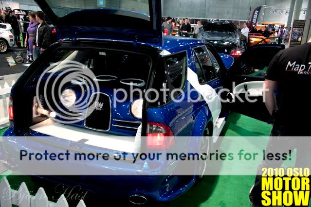 http://i531.photobucket.com/albums/dd359/Aerox93/Oslo%20Motorshow%202010/IMG_1011.jpg