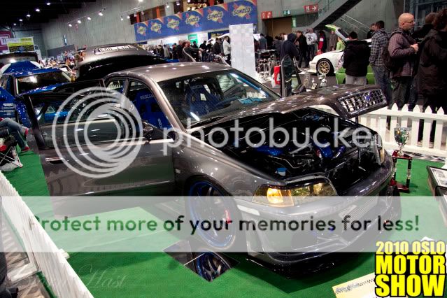http://i531.photobucket.com/albums/dd359/Aerox93/Oslo%20Motorshow%202010/IMG_1020.jpg