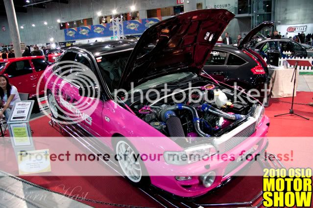 http://i531.photobucket.com/albums/dd359/Aerox93/Oslo%20Motorshow%202010/IMG_1028.jpg
