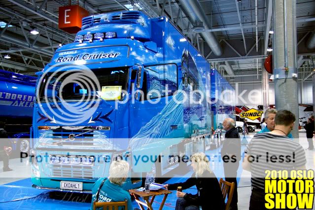 http://i531.photobucket.com/albums/dd359/Aerox93/Oslo%20Motorshow%202010/IMG_1197.jpg